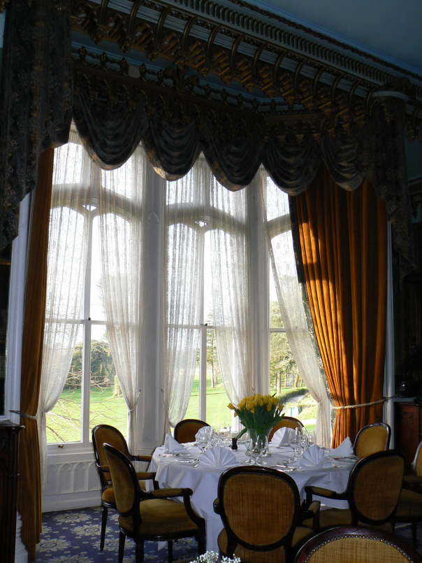 Elegant dining in the Earl of Thormond Restaurant
